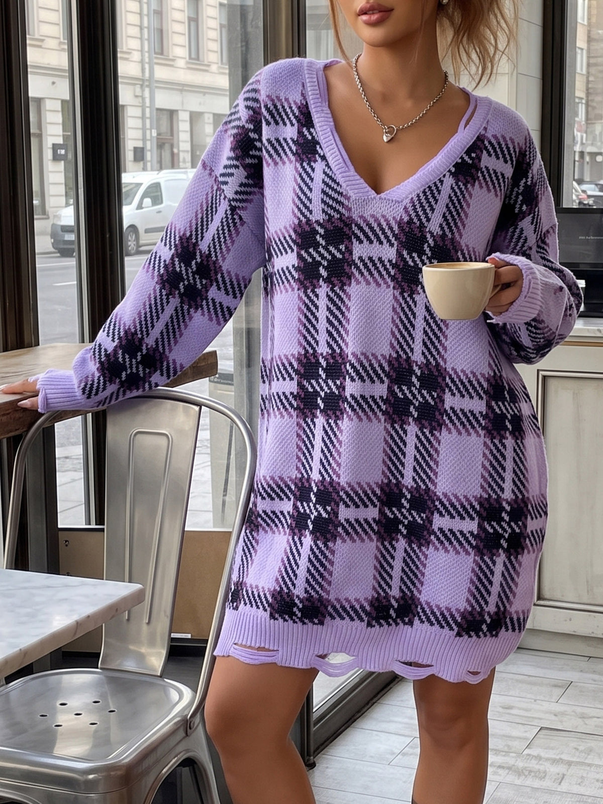 Lockeres Karo-Strickkleid im Colorblock-Design