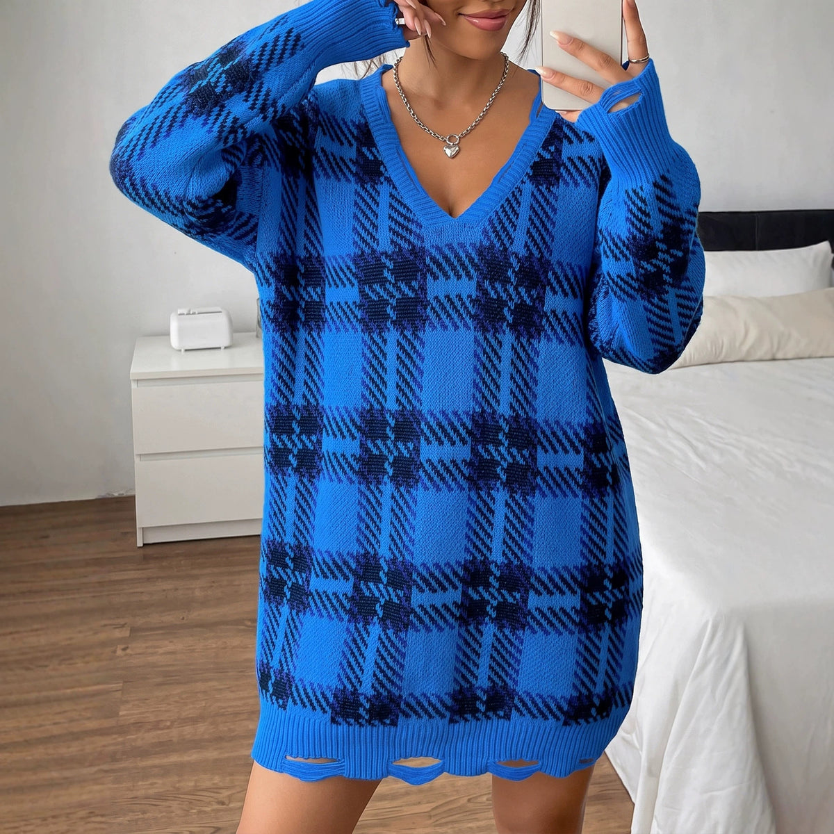 Lockeres Karo-Strickkleid im Colorblock-Design