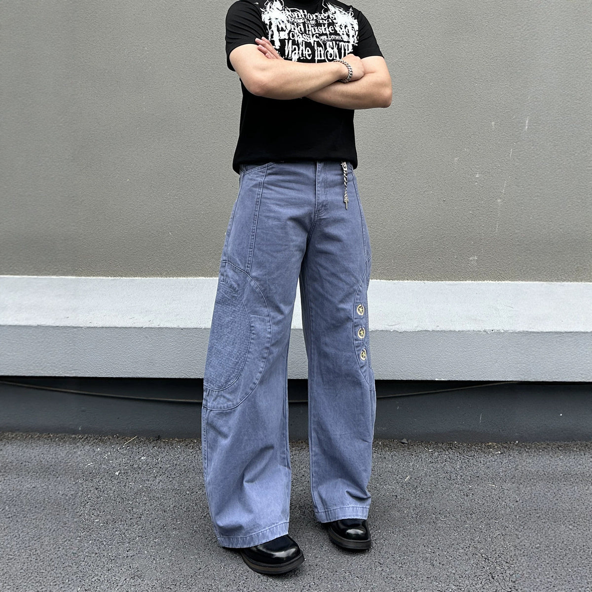 Weite Herrenjeans mit Sternen-Patchwork