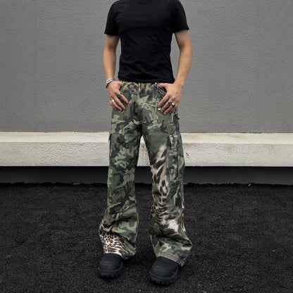 Leopard-Camouflage Wide-Leg Jeans