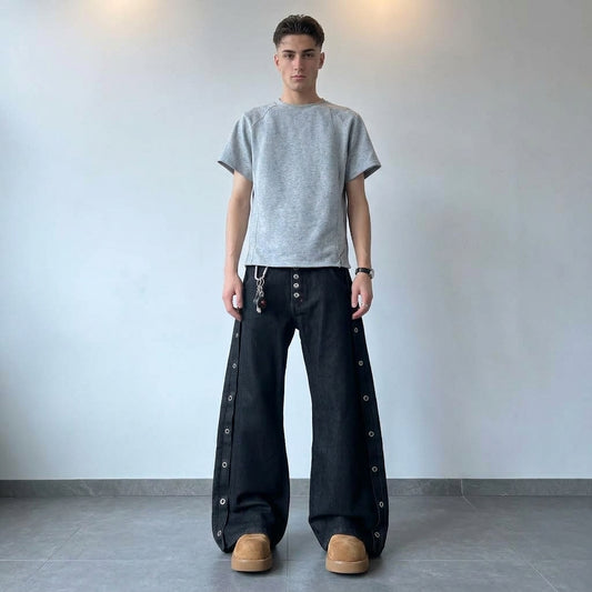 Weite Herrenjeans mit fünf Knöpfen