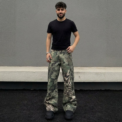Leopard-Camouflage Wide-Leg Jeans